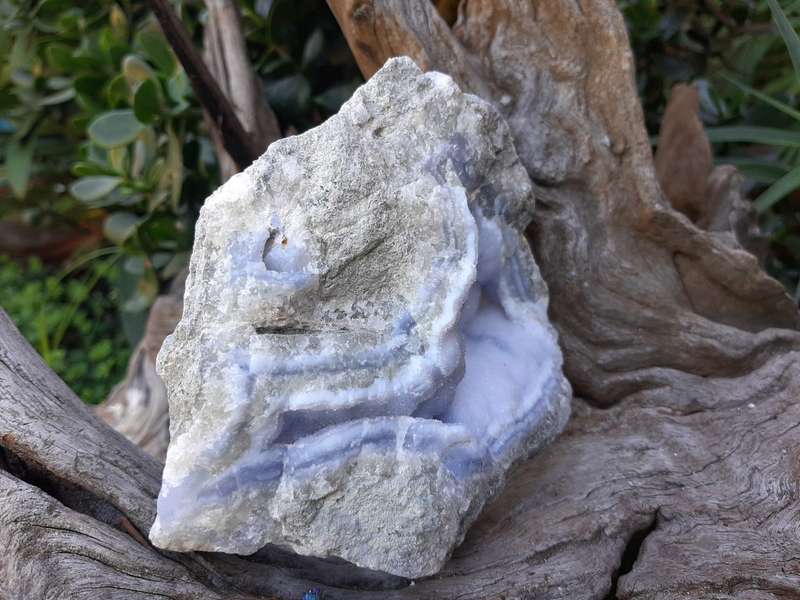 BLUE LACE AGATE  0.765 grams