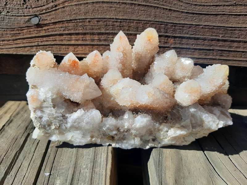 WHITE SPIRIT QUARTZ  CLUSTER  0.420grams