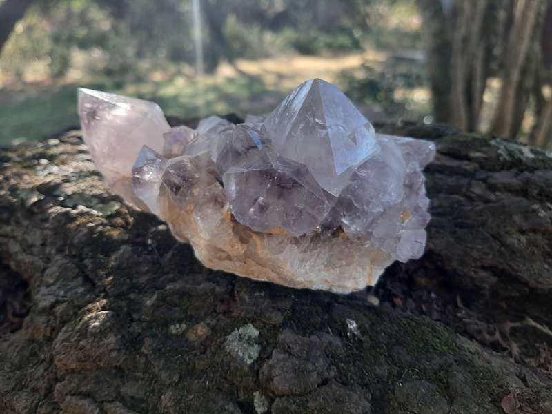 PURPLE SPIRIT QUARTZ CLUSTER  0.560grams