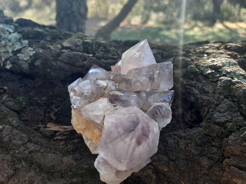 PURPLE SPIRIT QUARTZ CLUSTER  0.560grams