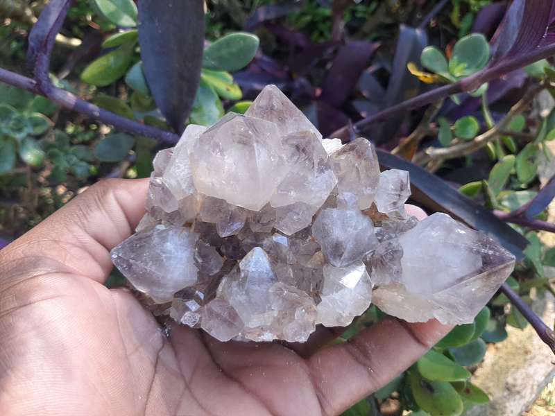 PURPLE SPIRIT QUARTZ CLUSTER  0.560grams