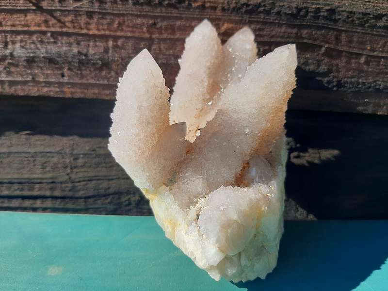 WHITE SPIRIT QUARTZ SMALL CLUSTER  0.345 grams