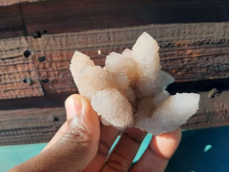 WHITE SPIRIT QUARTZ SMALL CLUSTER  0.345 grams