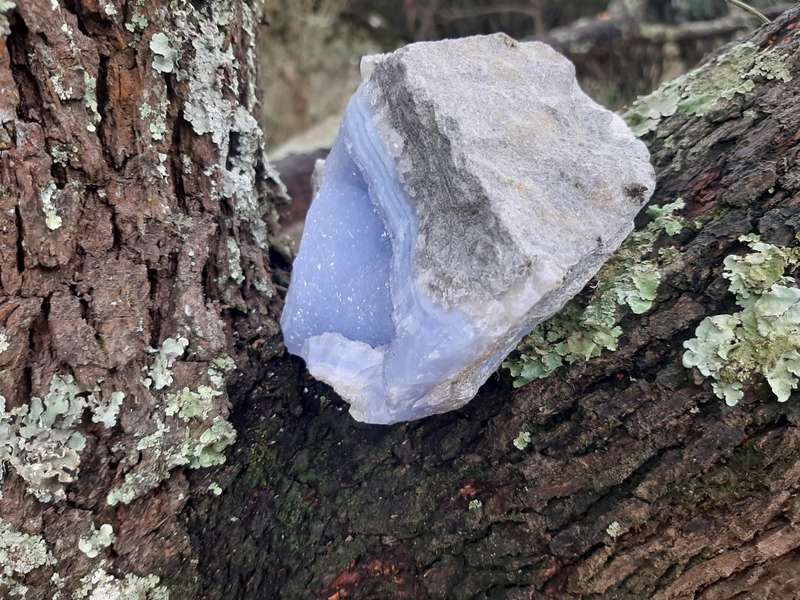 BLUE LACE AGATE  0.855 grams