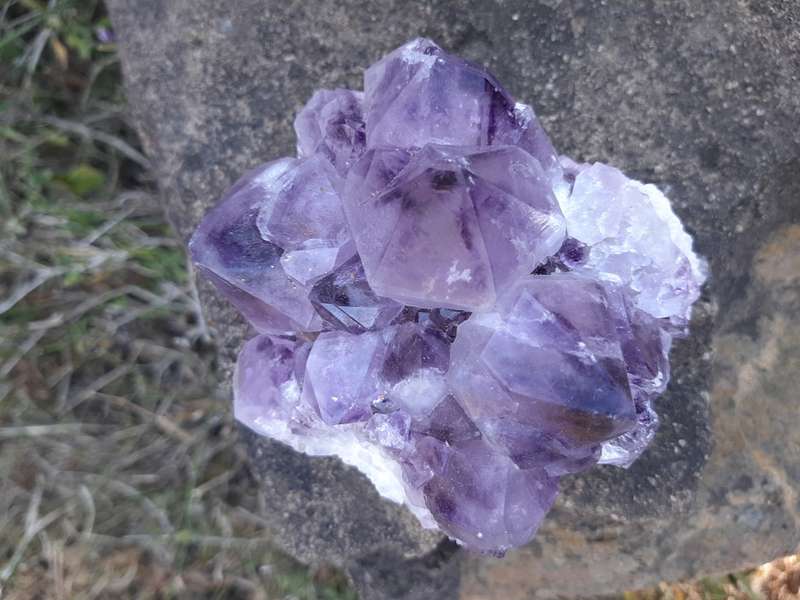 DARK PURPLE SPIRIT QUARTZ  0.495grams