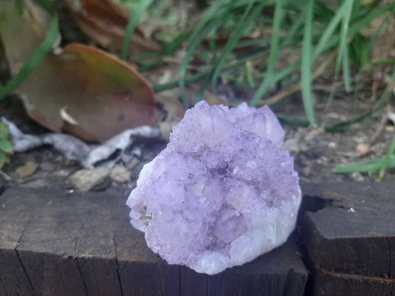 DARK PURPLE SPIRIT QUARTZ  0.180 grams