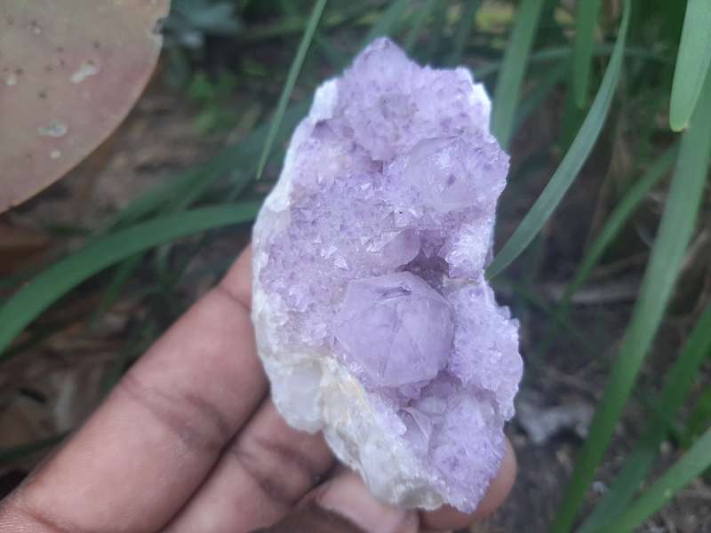 DARK PURPLE SPIRIT QUARTZ  0.180 grams