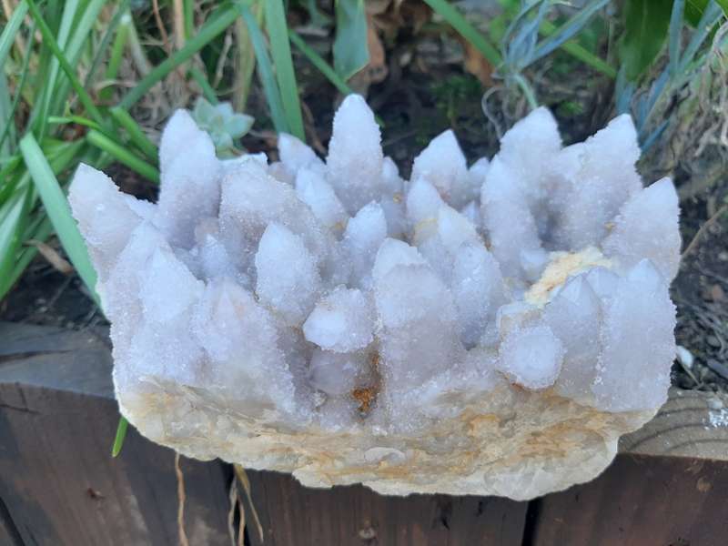 WHITE SPIRIT QUARTZ BIG CLUSTER  2.660kg