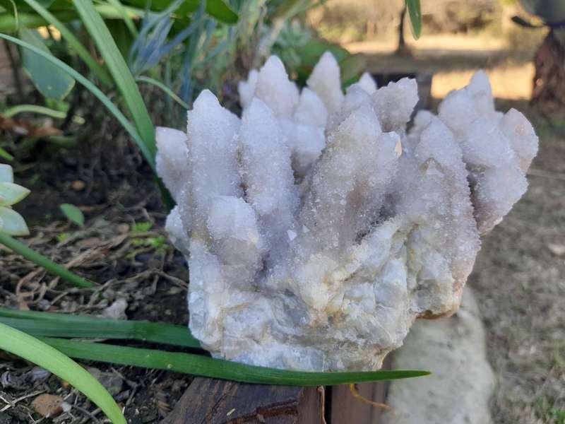 WHITE SPIRIT QUARTZ BIG CLUSTER  2.660kg