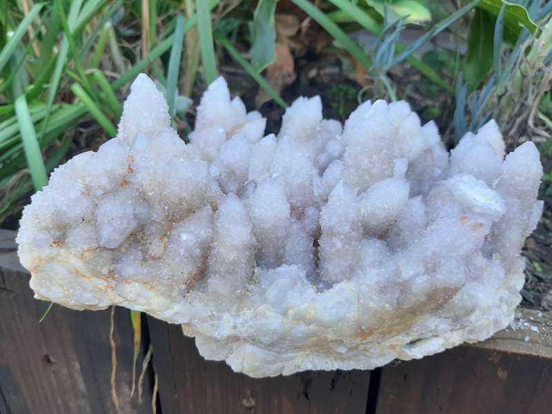 WHITE SPIRIT QUARTZ BIG CLUSTER  2.660kg