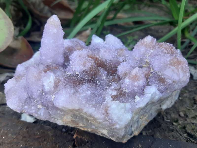 PURPLE SPIRIT QUARTZ CLUSTER 0.955grams