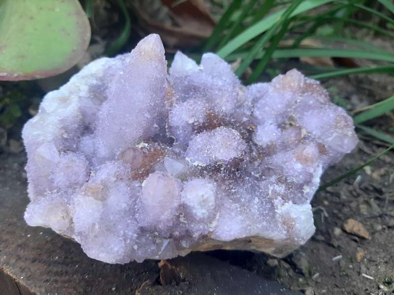 PURPLE SPIRIT QUARTZ CLUSTER 0.955grams