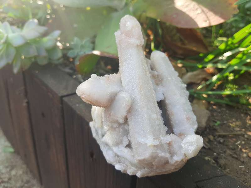 WHITE FAIRY QUARTZ CLUSTER 0.625grams