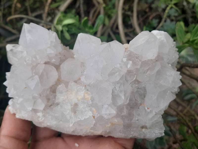 WHITE SPIRIT QUARTZ CLUSTER 0.870grams