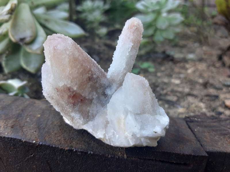 FAIRY QUARTZ  0.165grams