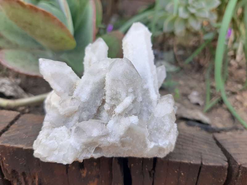 WHITE FAIRY QUARTZ 0.210grams