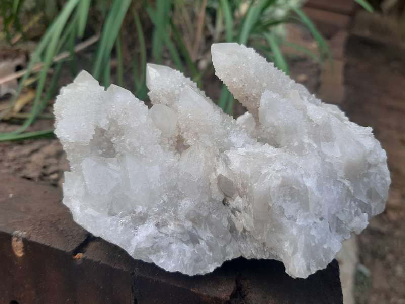 WHITE SPIRIT QUARTZ CLUSTER 0.575grams