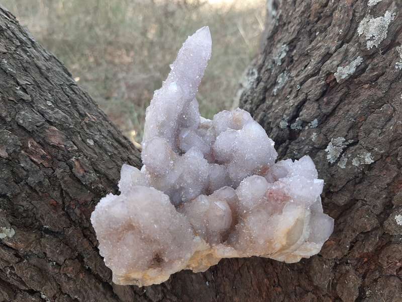 WHITE SPIRIT QUARTZ CLUSTER 0.940grams