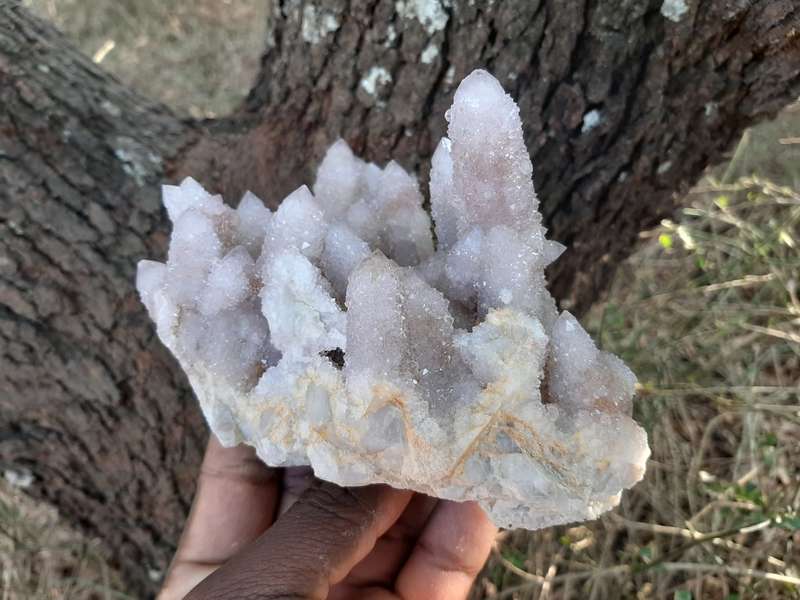 WHITE SPIRIT QUARTZ CLUSTER 0.940grams