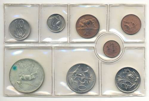 1971 uncirculated set, includes the Silver R1 - as issued by the SA Mint