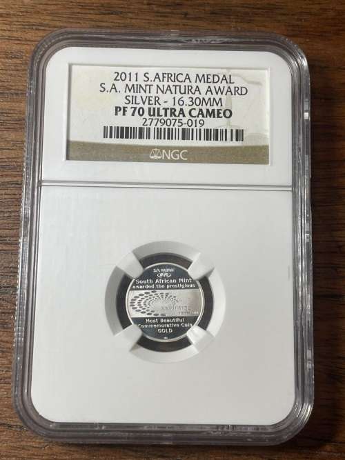 2011 Natura Sa Mint Natura Award NGC PF70