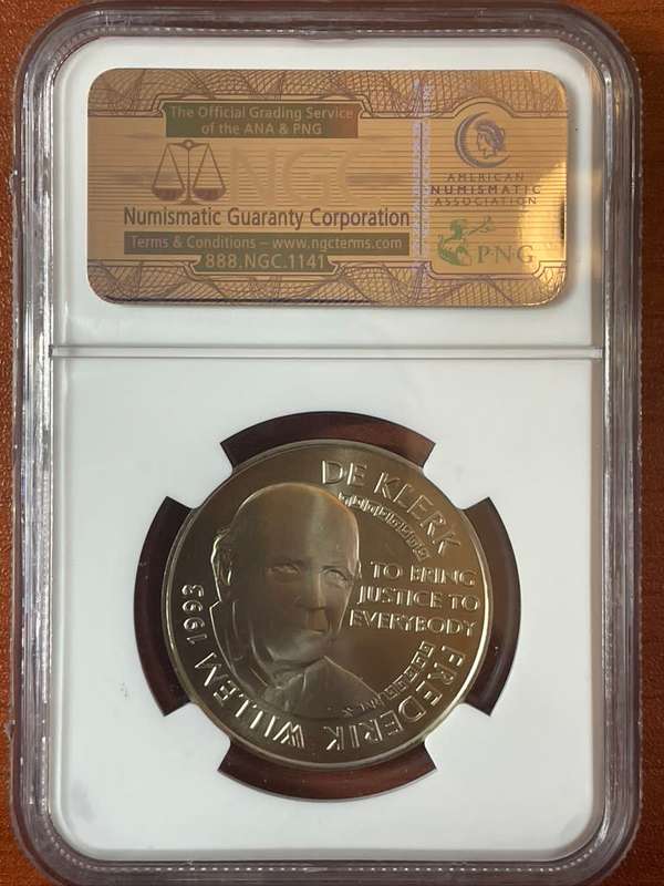 2006  ***  Norway mint Mandela De Klerk  ***  MS69 medal  ***  Very collectable