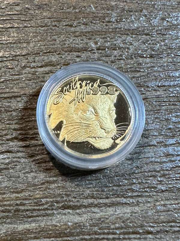 Natura LEOPARD 1998 - 1/10 ounce Gold - SCARCE, highly collectable, includes COA