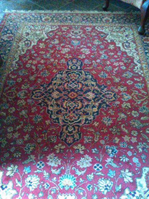 LATE LISTING. A good opportunity to own a great, hand-knottet Persian Balkan Tabriz. Large and in ex