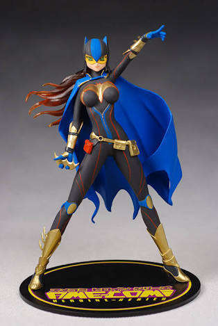 RESERVED: NECA 18INCH HALLOWEEN MICHAEL MYERS AND AME COMI BATGIRL  (LOOSE)