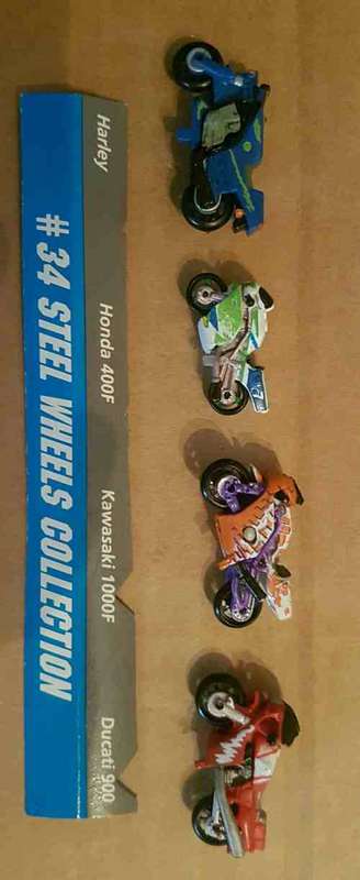 MICRO MACHINES #34 STEEL WHEELS COLLECTION 1996 COMPLETE SET OF 4