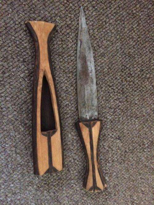 SA BORDER WAR PERIOD - OVAMBO KNIFE TAKEN OFF A TERRORIST/FREEDOM FIGHTER IN SWA