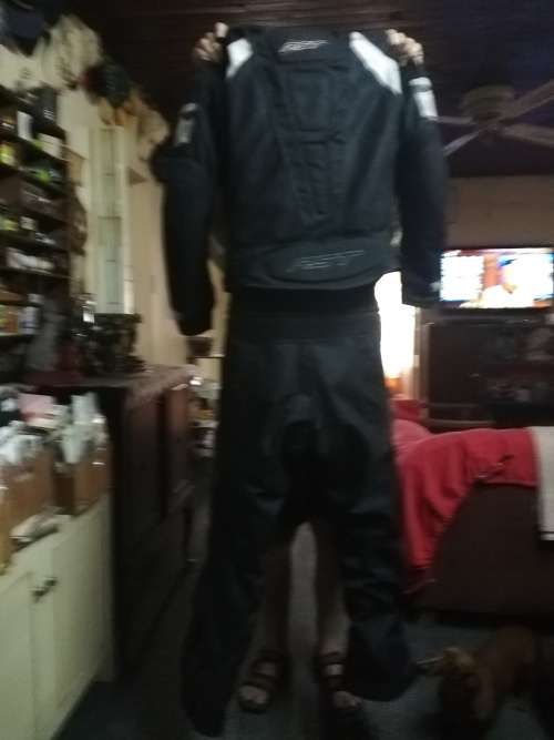 Sigma Full Body Motorcycle Suit LARGE complete with boots size 10