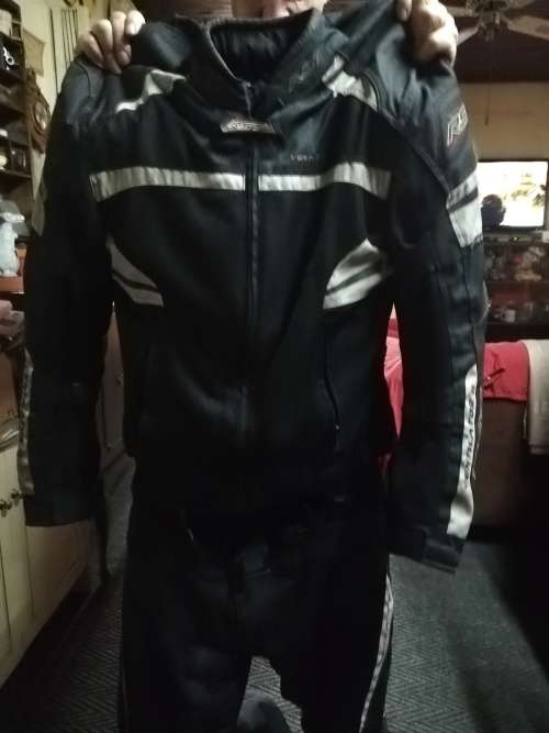 Sigma Full Body Motorcycle Suit LARGE complete with boots size 10