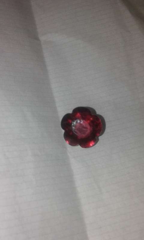 1ct Natural Flower Cut Garnet Amazing Luster (untreated)