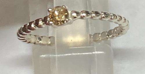 Natural 0.18 Ct Yellow Diamond Ring ( Sterling Silver )