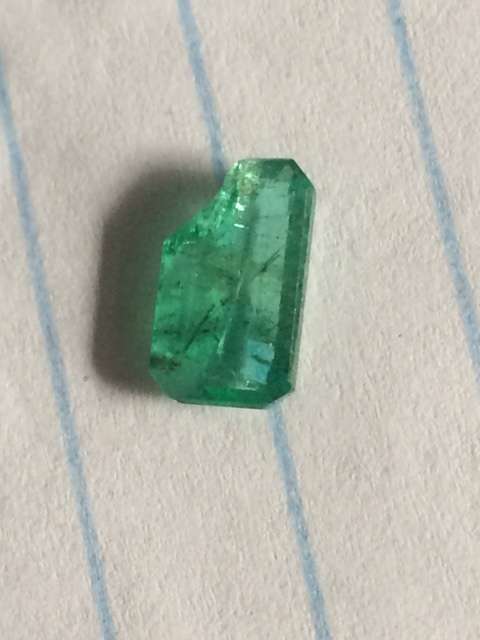 Natural 1.4 Ct Zambian Emerald ( Broken Piece )