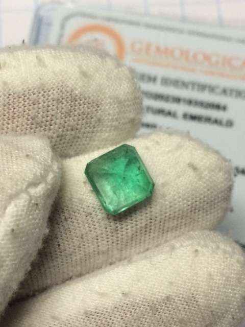 Natural Certified 2.82 Ct Emerald AAA
