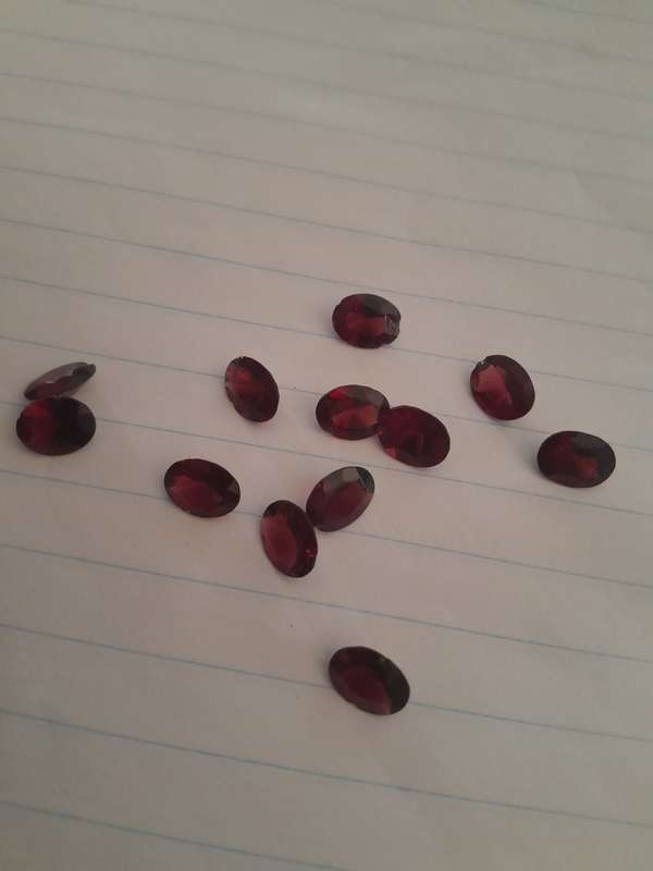 Natural 14.8 Ct Red Garnets .( Small Chips)