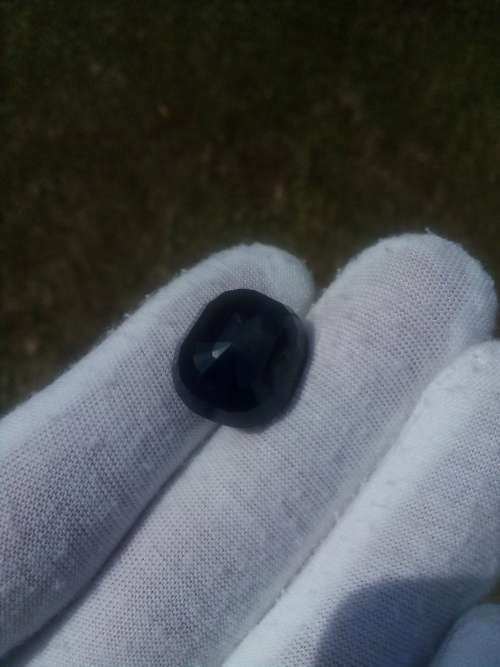 28 Cts Natural Dark Blue Sapphire