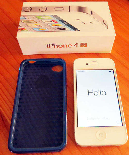 iPhone 4S 16g, original box & accessories, incl free protector