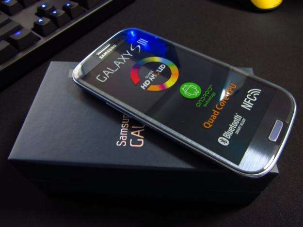 Samsung Galaxy S3 *Titanium Silver*