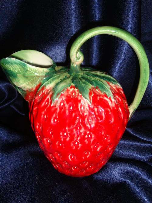 vintage MAJOLICA hand painted STRAWBERRY PITCHER number 9505