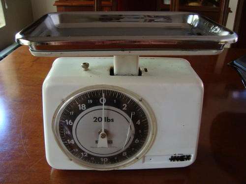 STUBE 20 LBS SCALE made in West Germany