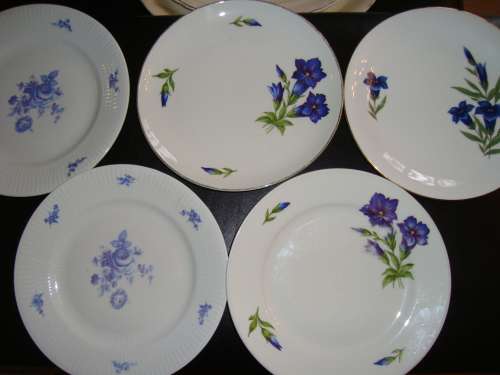 5 x vintage BAVARIA cake/side plates by  WeidenK? and J F Vchenstraub