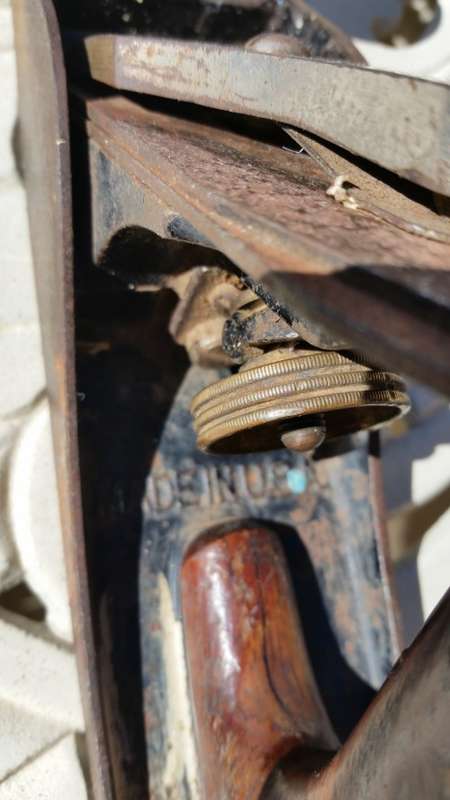 vintage STANLEY and BAILEY No 4 PLANER made in USA