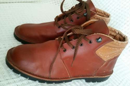 GENIUNE LEATHER ladies BOOTS for hiking