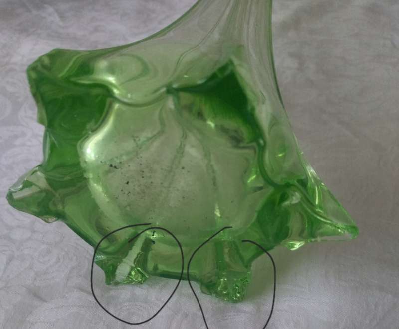 2 x  green vintage glass vases