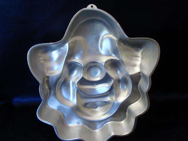 CAKE MOULD ALIMINIUM - CLOWN