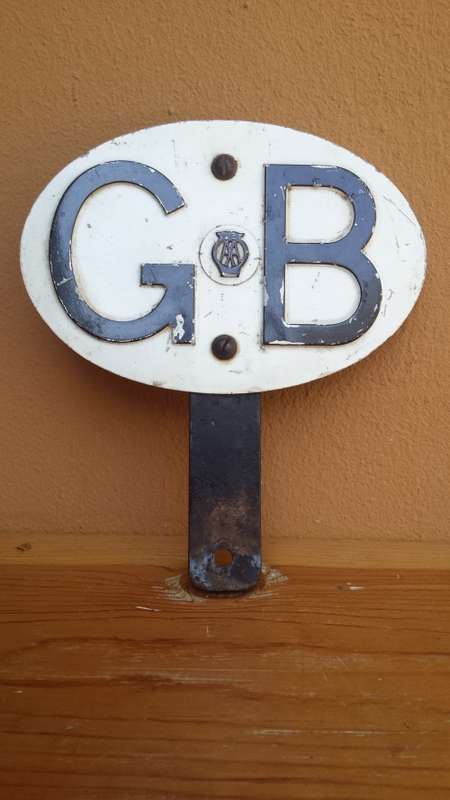 Vntage GB AA touring badge.