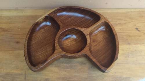 Beautiful, wooden snack bowl.